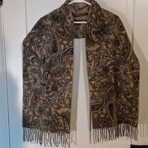 Cashmink V. Fraas Acrylic scarf paisley print tan green white